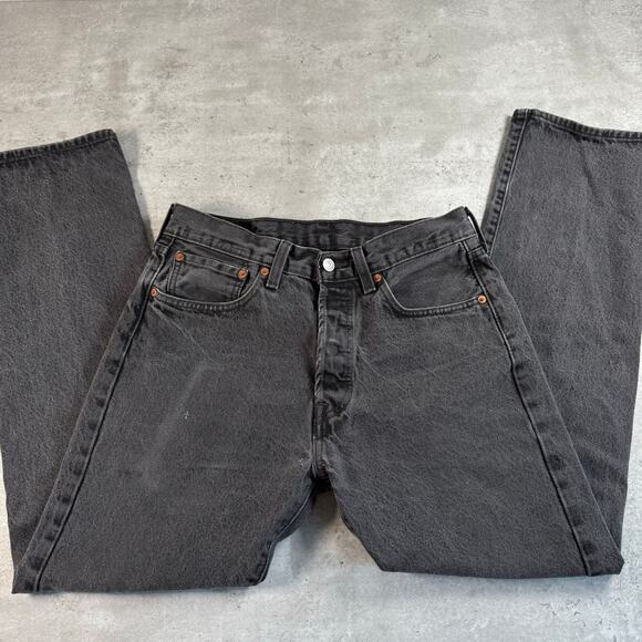 Levis 501 Jeans Mens 32x32 Black denim faded washed out jeans button fly - Picture 3 of 9